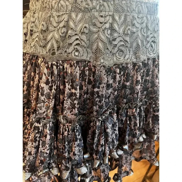 Rachael & Chloe layered petticoat style skirt girls size small - Picture 4 of 6